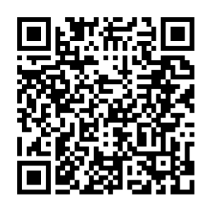 Tradier Mobile Apple QR Code